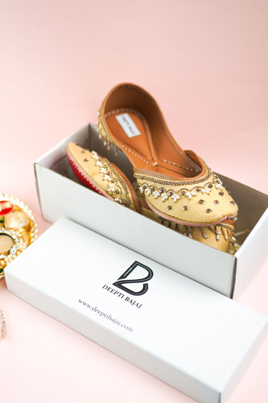 ELSA - Label Deepti Bajaj