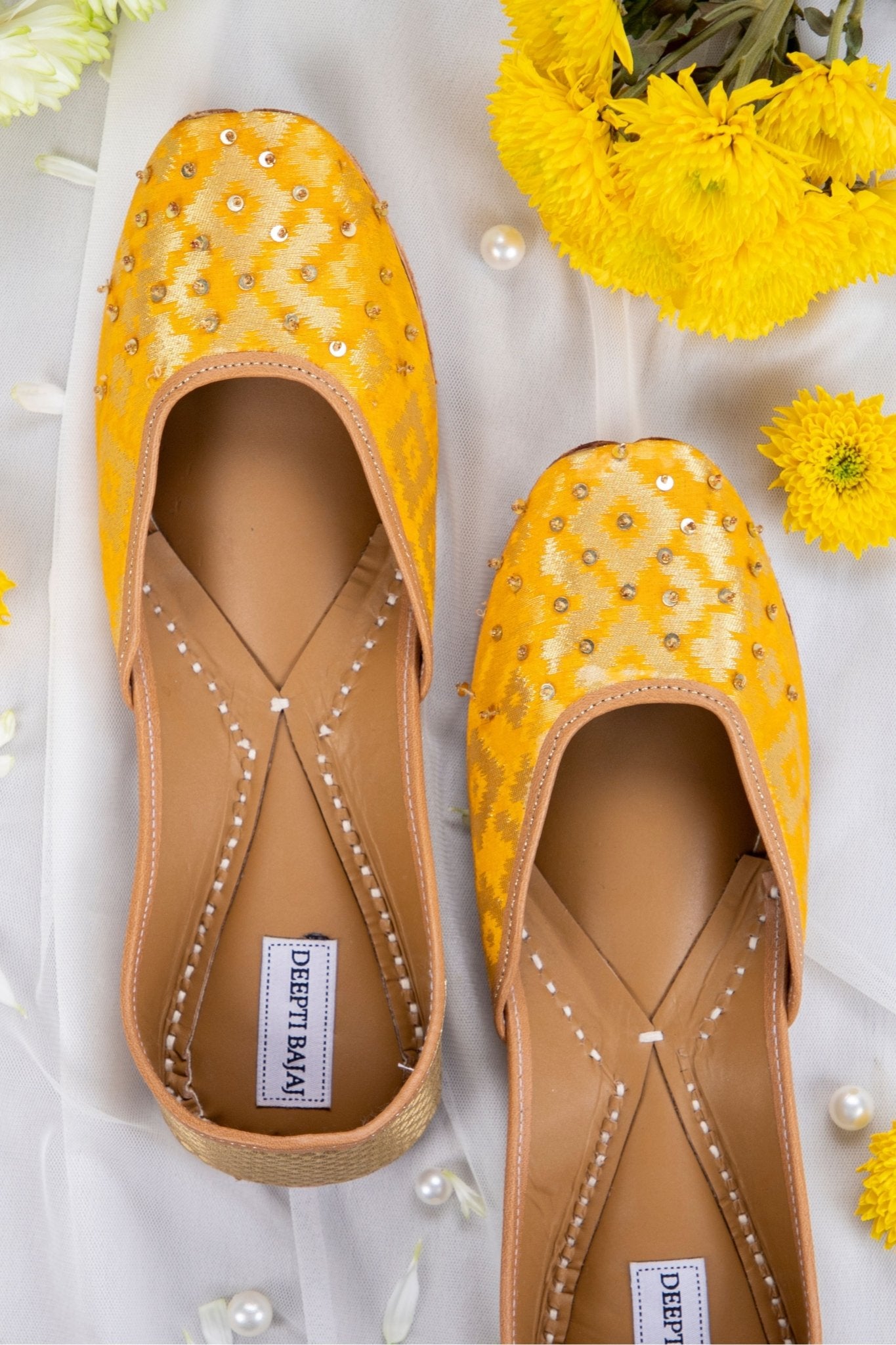 Yellow banarsi - Label Deepti Bajaj