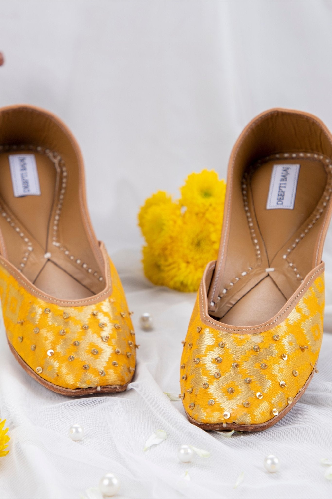 Yellow banarsi - Label Deepti Bajaj