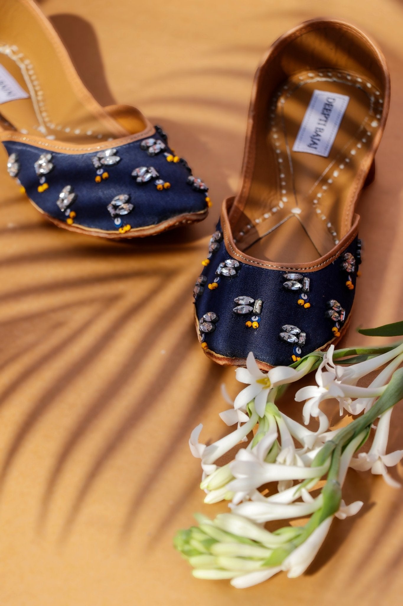 Busy Bee - Label Deepti Bajaj