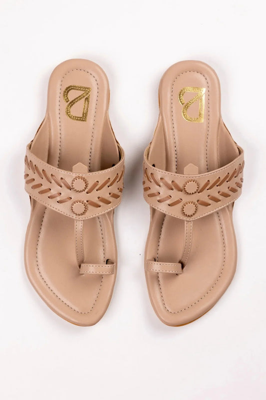 Nude beige handcrafted leather women's jutti sandals with decorative stitched strap and toe loop