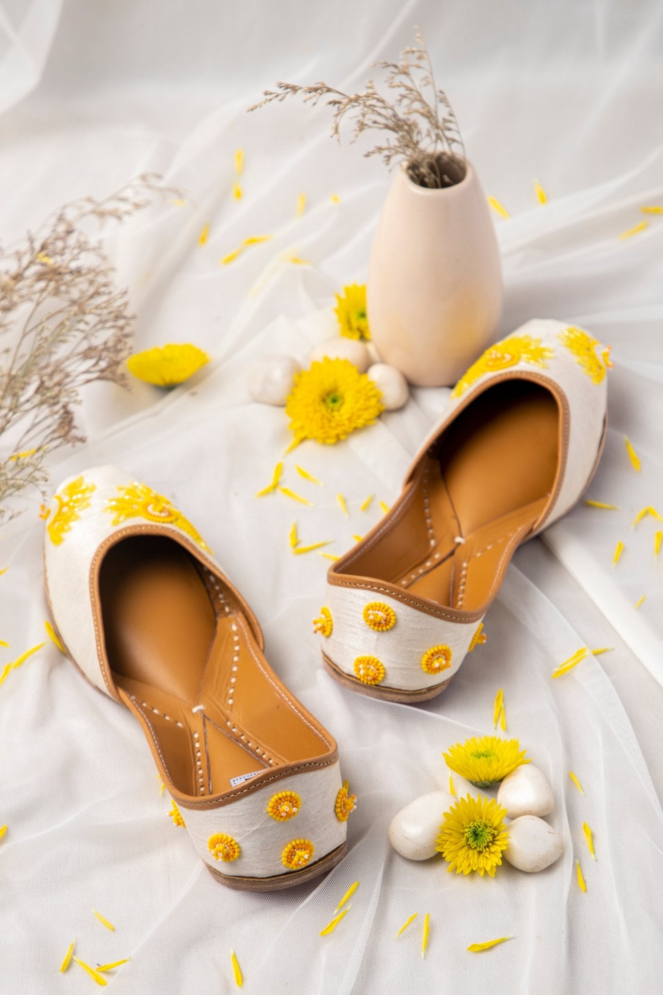 Daisy Bliss - Label Deepti Bajaj