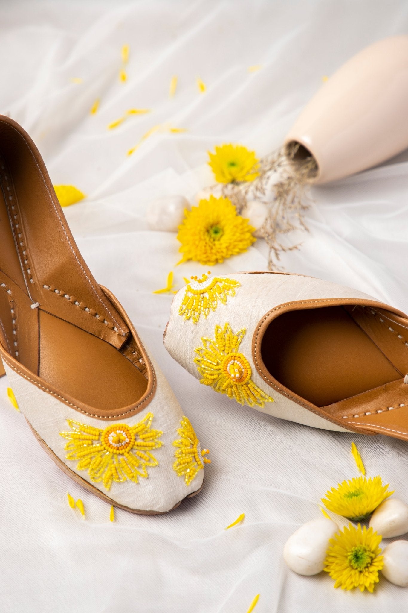 Daisy Bliss - Label Deepti Bajaj