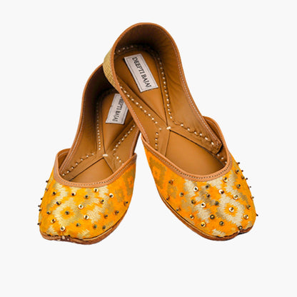 Yellow banarsi