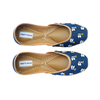 Busy Bee - Label Deepti Bajaj