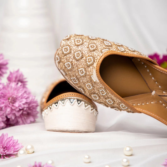 Ivory - Label Deepti Bajaj