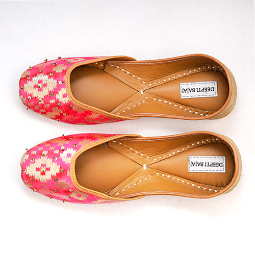 Pink Banarsi